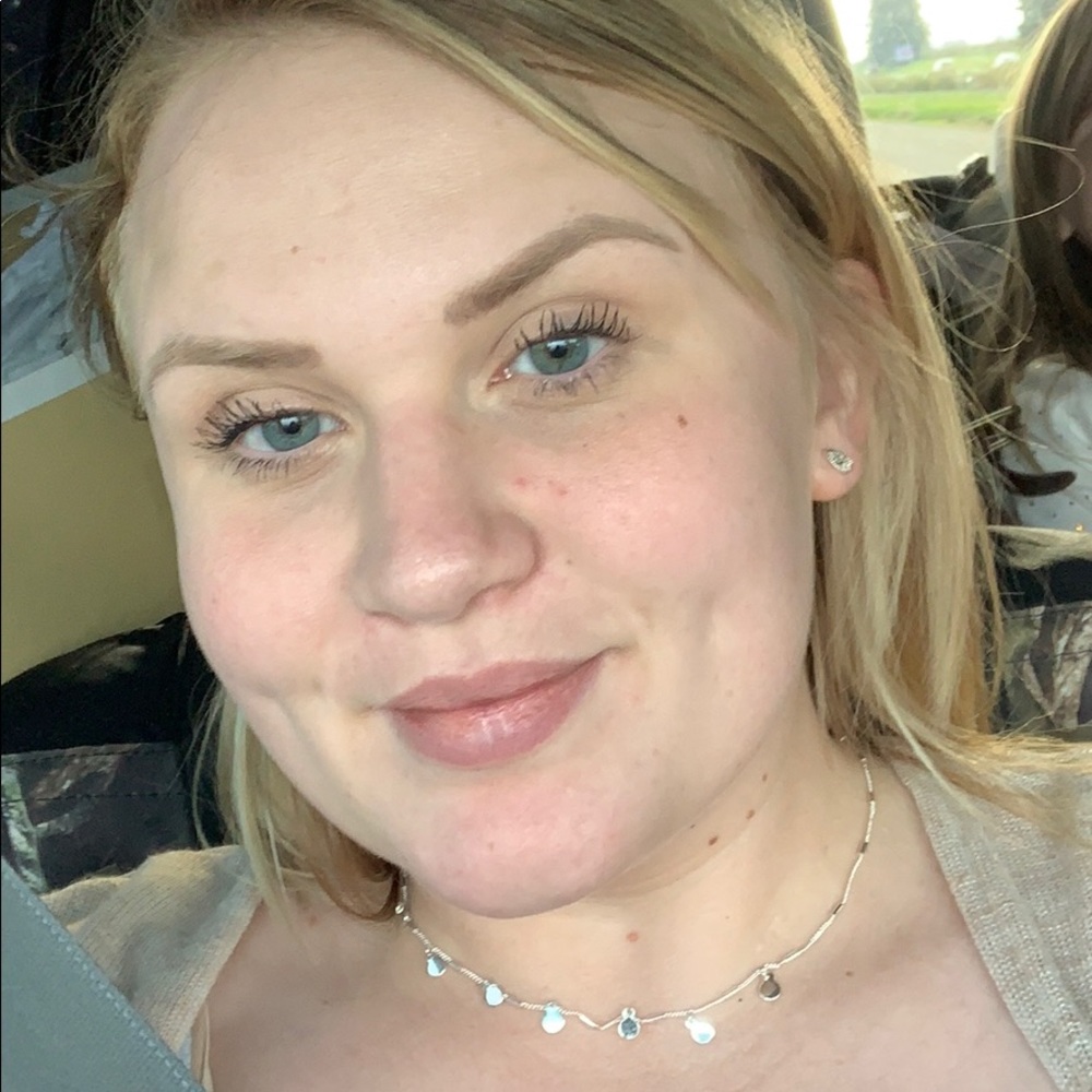 Meet your Posher, Shawna